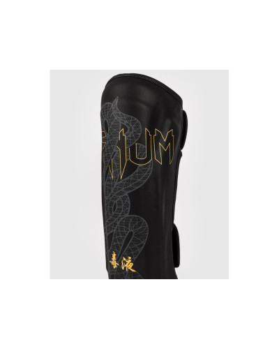 Захист ніг VENUM Serpenti Shin Guards